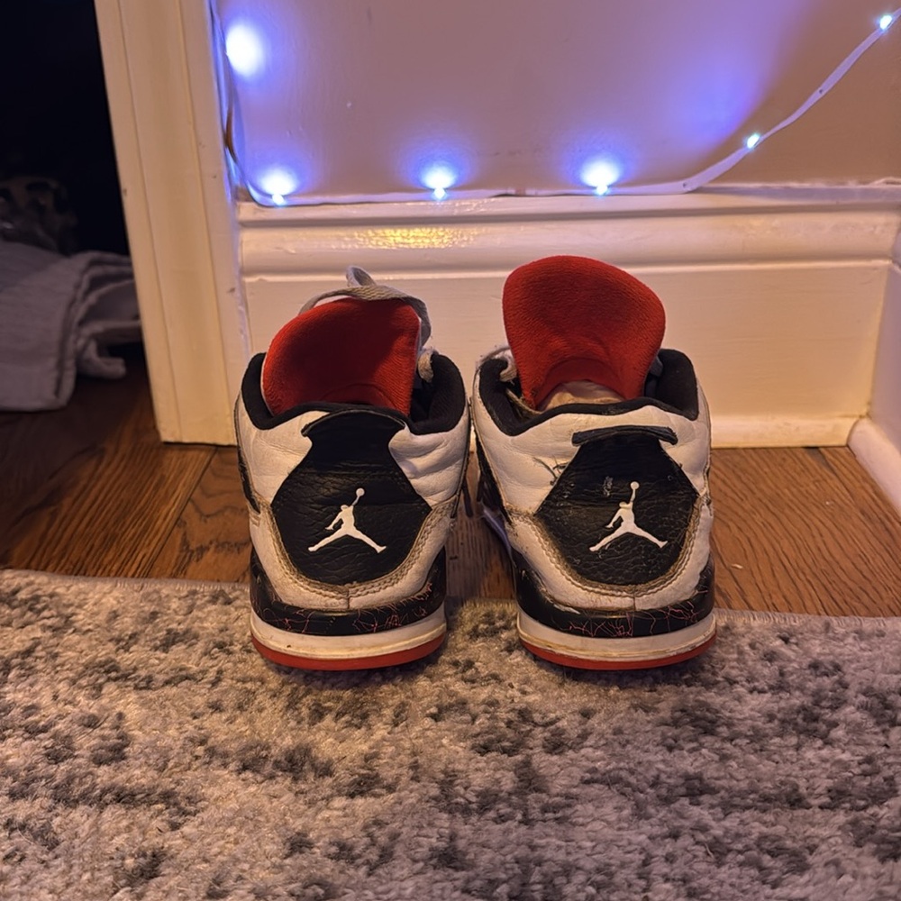 Jordan 4 Retro Flight - Picture 4 of 5